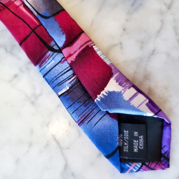 J. Garcia Scale tie with Guitar Pin - Picture 4 of 7